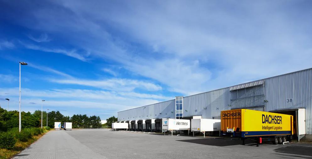 Warehouse in Airfield Campus near Hannover