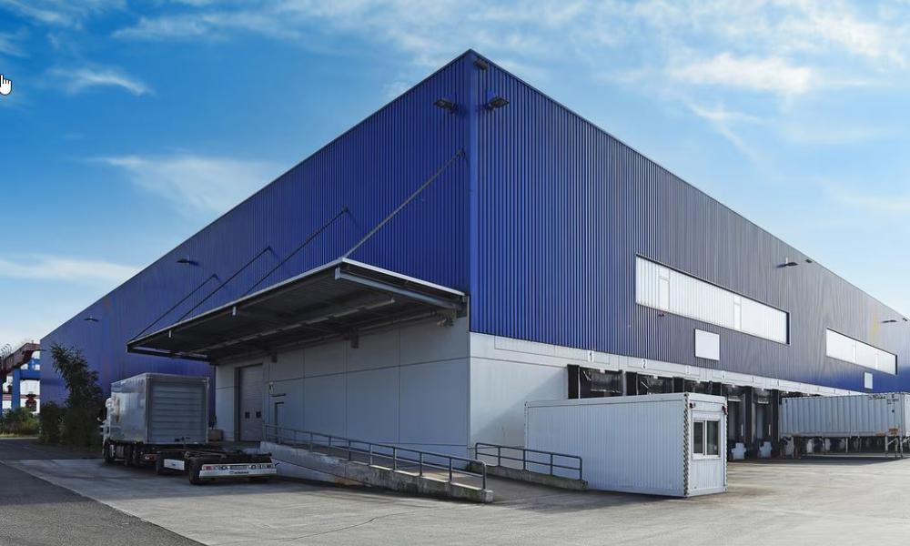C:\Users\206496\Downloads\Logistikimmobilie im Containerterminal Altenwerder, Warehouse in Hamburg Port.jpg