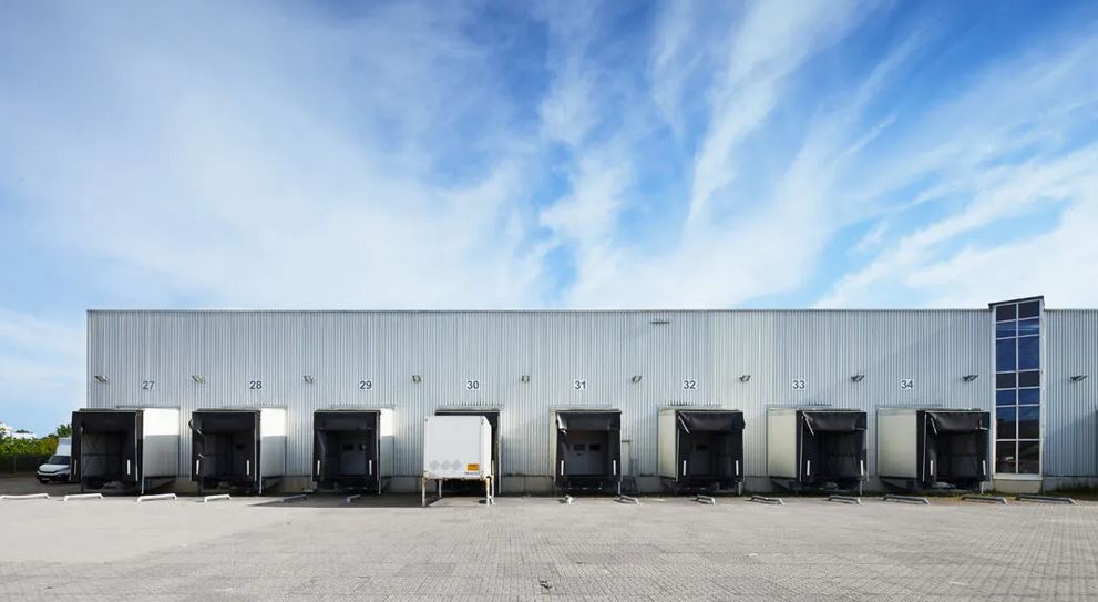 Warehouse in Airfield Campus near Hannover