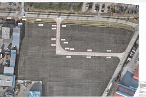 Grundstück mit Erschließungsstraße