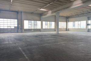 Lagerhalle an der A7