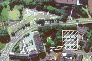 Gewerbegebiet, Industriegebiet: Geschäftsgrundstück mit Parkdeck (Commercial industrial area)