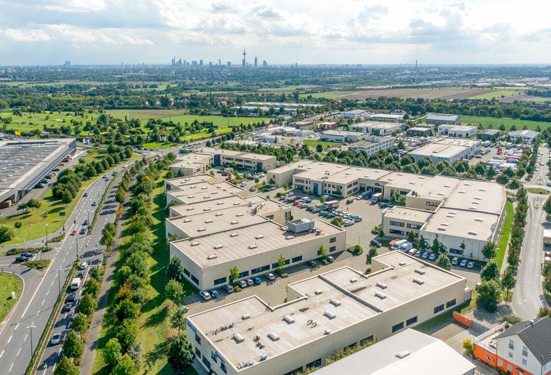 Warehouse with offices Frankfurt North