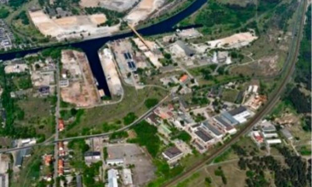 Gewerbegebiet, Industriegebiet: Binnenhafen/ehemalige Möbelwerke (Commercial industrial area)
